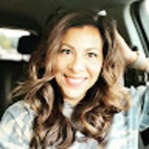 Meet your Posher, Alexia